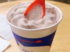 草莓巧克力-DQ·蛋糕·冰淇淋(富华里店)