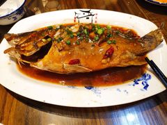 -缘来聚·徽菜名店(黄山宏村店)