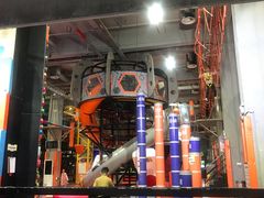 -嗨翻Hi-Fun竞技主题乐园·蹦床亲子生日轰趴(国光1937店)