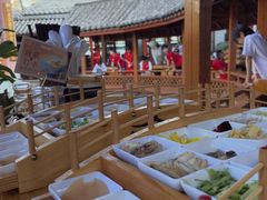 -香麒园·过桥米线·南湖雅宴