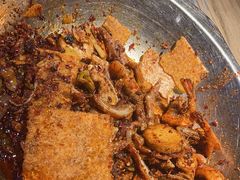 -嘎嘎鸭下巴·爆辣干锅(明教寺店)