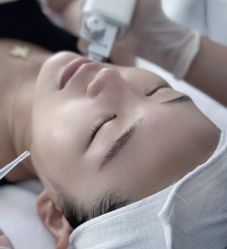 -悦瑢港湾科技美肤芳疗美容