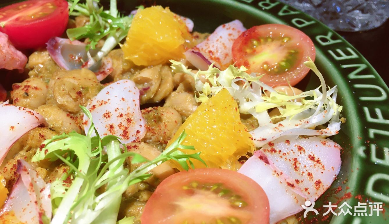 大年初一跟朋友来探店，两个人吃了179