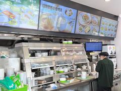 -老乡鸡(武汉中南梅苑小区地铁站店)