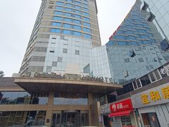 -珠海拱北富华里环宇城亚朵酒店