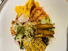 鸡肉大虾鲜蔬波奇碗-西堤牛排(南京龙江店)