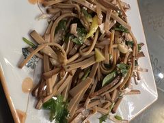 -金牌餐厅·天津菜·八珍豆腐·老爆三(瓷房子店)