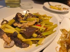 -黑鸡小馆(金源店)