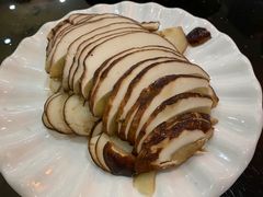 -东巴谷野生菌火锅餐厅