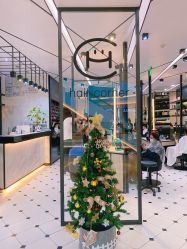 -HAIR CORNER