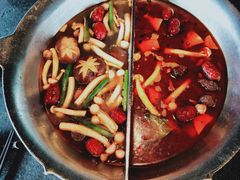 -湊湊火锅·茶憩(新中关购物中心店)