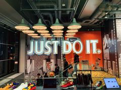 -NIKE(Osaka)