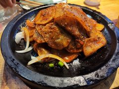 -九锅一堂酸菜鱼(万达广场店)
