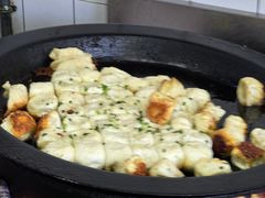 -黄阿姨锅贴大王(万航渡路店)