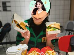 -麦当劳(星光行店)