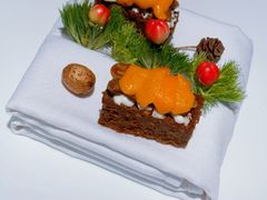 -弦月窗LUNETTE BY AMANDA(复兴路店)