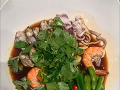 -红鼎豆捞·非遗鲍皇汤火锅(宝丰路店)