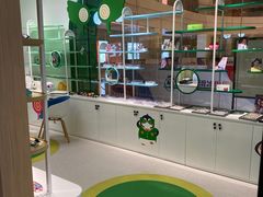 -菲越企鹅眼科(龙湖天街店)