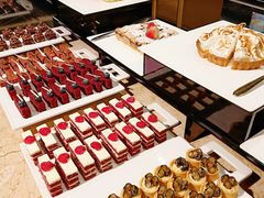 -大中华希尔顿酒店-念自助餐·嗨啤·小龙虾