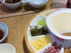 -怪噜范·老贵阳街头名小吃(数博万达店)