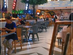 大堂-食悦天美食广场(西安CityOn熙地港购物中心店)