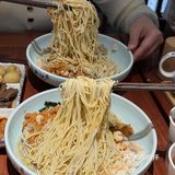 在上海,不容错过的一碗蟹粉面🍜