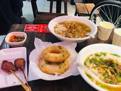 -万利记·长沙粉面小吃(8号仓店)
