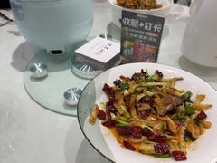 -湘君私厨.16年湘菜店(金匙望湖店)