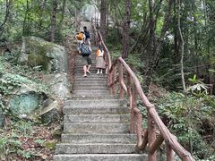 -罗田薄刀峰风景区
