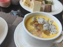 -大中华希尔顿酒店-念自助餐·海南美食·三文鱼