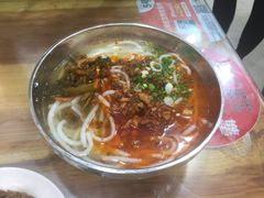 鸡肉汤米线-再回首鸡肉米线(人民路一店)