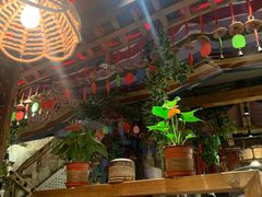 -老牌坊云南鱼豆花火锅(爱建店)