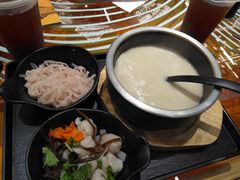 -渔米丰·广府鱼汤米线(光明广场店)