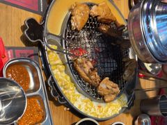 -青瓦炭韩潮烤肉(花园道店)