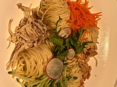 鸡丝拌面-桂满陇天书(南京德基旗舰店)