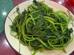-雄仔农家菜馆·特色葱油鸡(六祖店)