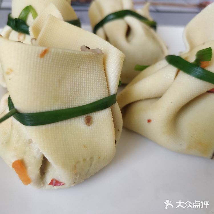 给家里的大美眉准备一份早餐吧[加油]八宝山药粥+寓意满满的小福袋