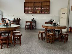 大堂-容里煲仔饭(利丰北路店)