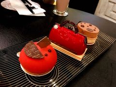 -Salon de The de Joel Robuchon(外滩18号店)