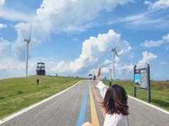-龙里油画大草原旅游区