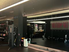 -TOP健身私教工作室(侨香店)