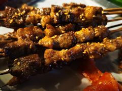 烤羔羊肉串-木屋烧烤(白石洲店)
