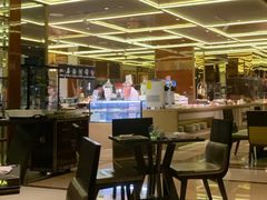 大堂-大中华希尔顿酒店-念自助餐·嗨啤·小龙虾