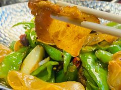 -雀舞云南菜(天津天河城购物中心店)