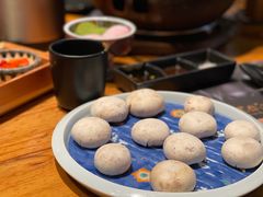 口蘑-黑牛の店·和牛烧肉(大悦城店)