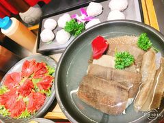 -谭鸭血老火锅(七宝万科广场店)