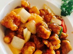 菠萝咕咾虾球-水月周庄铂尔曼酒店-水月荟中餐厅