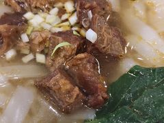 传统牛腩汤河粉-潮珍苑海鲜粤菜酒家·广式茶点·宴请(临江大道店)