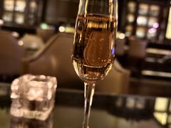 -LONG BAR 廊吧(外滩华尔道夫酒店)