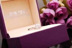 DSC_8707-威德钻石-克拉钻大本营(南京东路店)